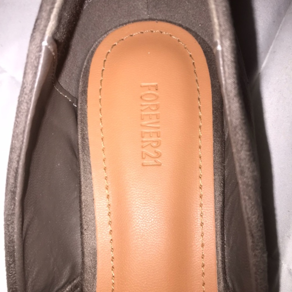 Forever 21 , grey flats